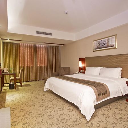Oriental Shine Hotel Shenzhen Exterior photo